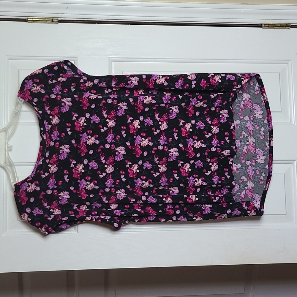 Ladies Sleeveless Blouse 👚